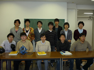 2009年度の鈴木研究室の集合写真