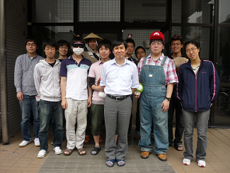 2011年度の鈴木研究室の集合写真